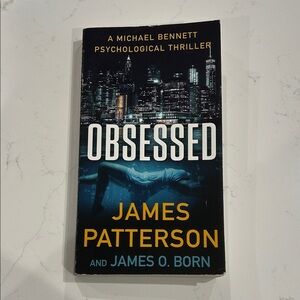 🎄 Obsessed by James Patterson